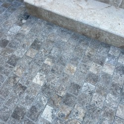 Pavés Travertin Silver Rustic finition vieillie
