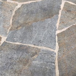 Opus Incertum Gneiss des Alpes