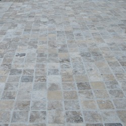 Pavés Travertin Silver Rustic finition vieillie