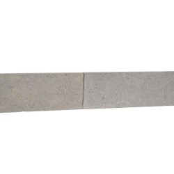 Plinthe Auxerre finition sablée brossée