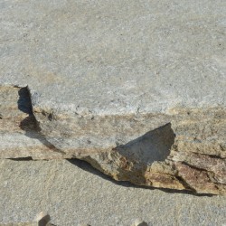 Marche Naturelle Gneiss des Alpes Mordorée