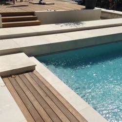 Margelle Ibiza finition sablée brossée