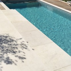 Margelle Ibiza finition sablée brossée