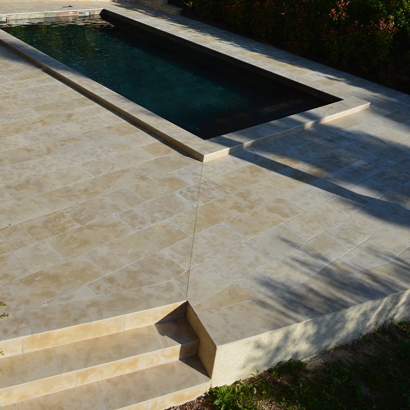 Dallage Montpellier Beige finition vieillie tambour