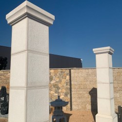 Pilier Saint Emilion en pierre massive